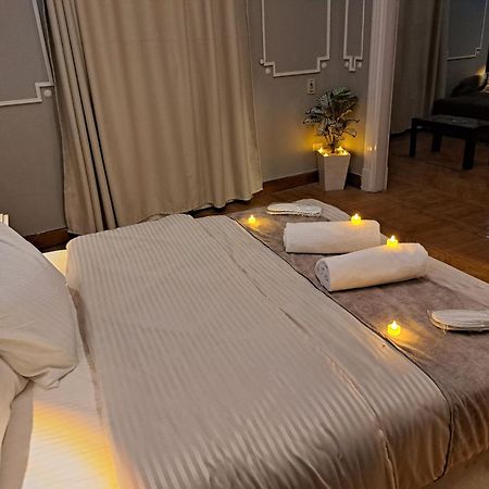 Downtown Family Suites Каир Экстерьер фото